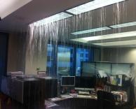 גשם במשרד..