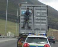 בדרך לבית ספר