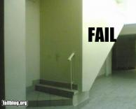 תעלה במדרגות ופנה ימינה