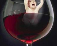 תינוק תובע ביין