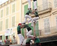 פירמידה אנושית