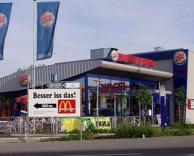 שלט הגעה למקדונלד