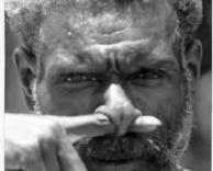 אצבע דרך האף - זהירות - קורע!