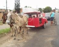מכונית עם 2 כוחות סוס