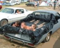 רכב או בריכה ?