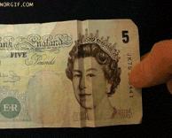  מחייכת? כועסת?עצובה?