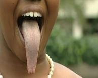 הלשון הכי ארוכה בעולם?!