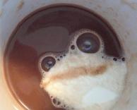 צפרדע בקפה