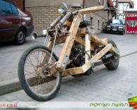אופנוע מעץ