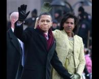 ברק אובמה ואשתו בהיפוך